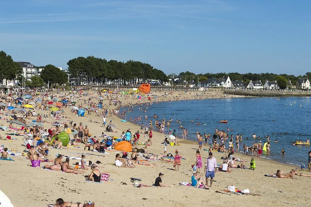 Camping Du Poulquer Villa Benodet 4*,  France